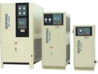 BF系(xi)列冷凍(dong)式幹燥(zao)機-風冷(lěng)高溫型(xíng)